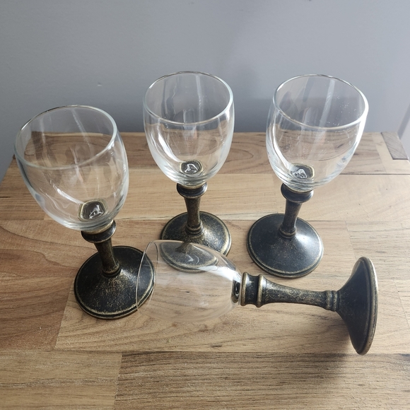 Set of 4 Clear glass solid brass stem wine glasses, Vintage barware - Picture 5 of 8